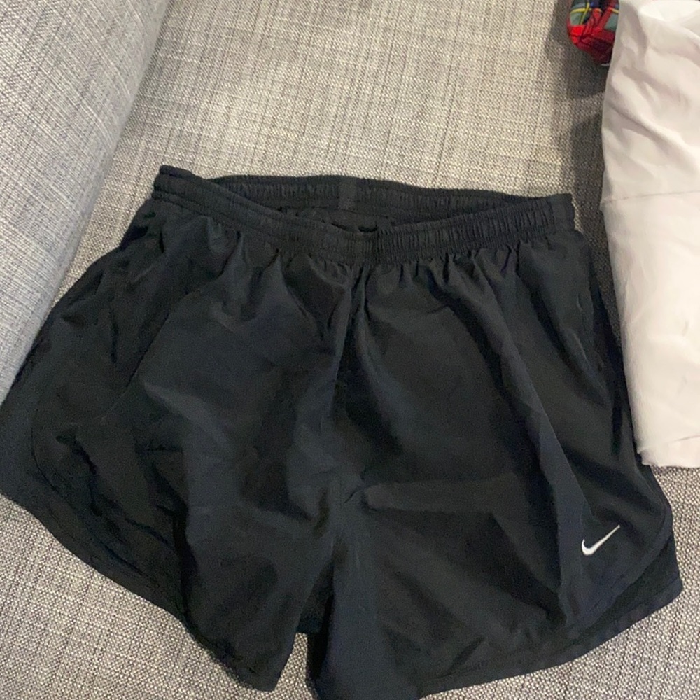 Black Nike shorts